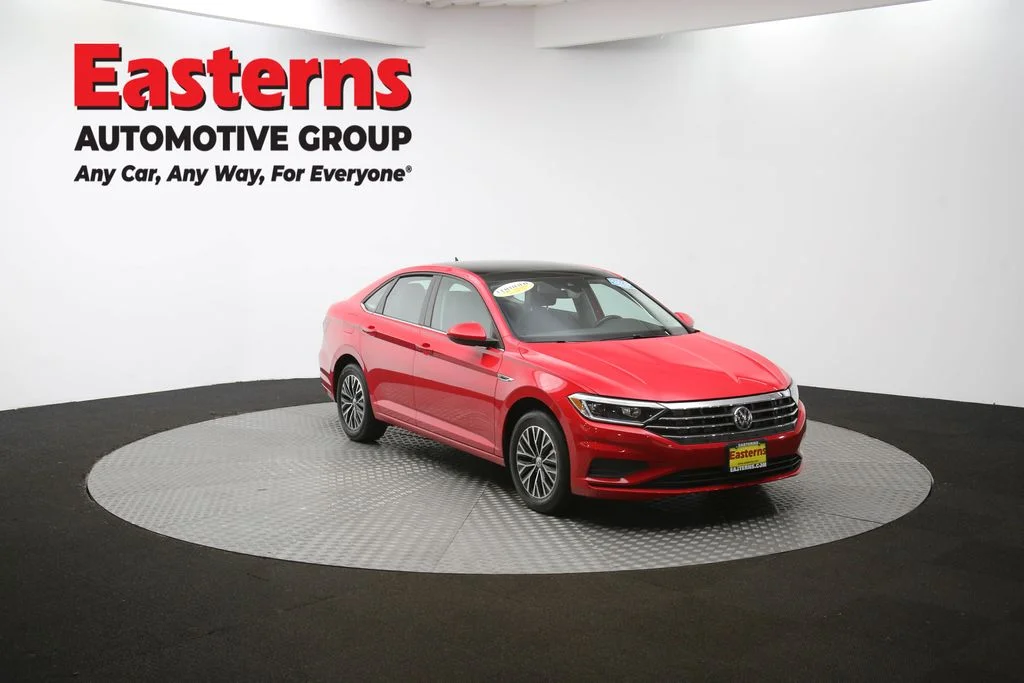 Used 2019 Red Volkswagen SEL image 50