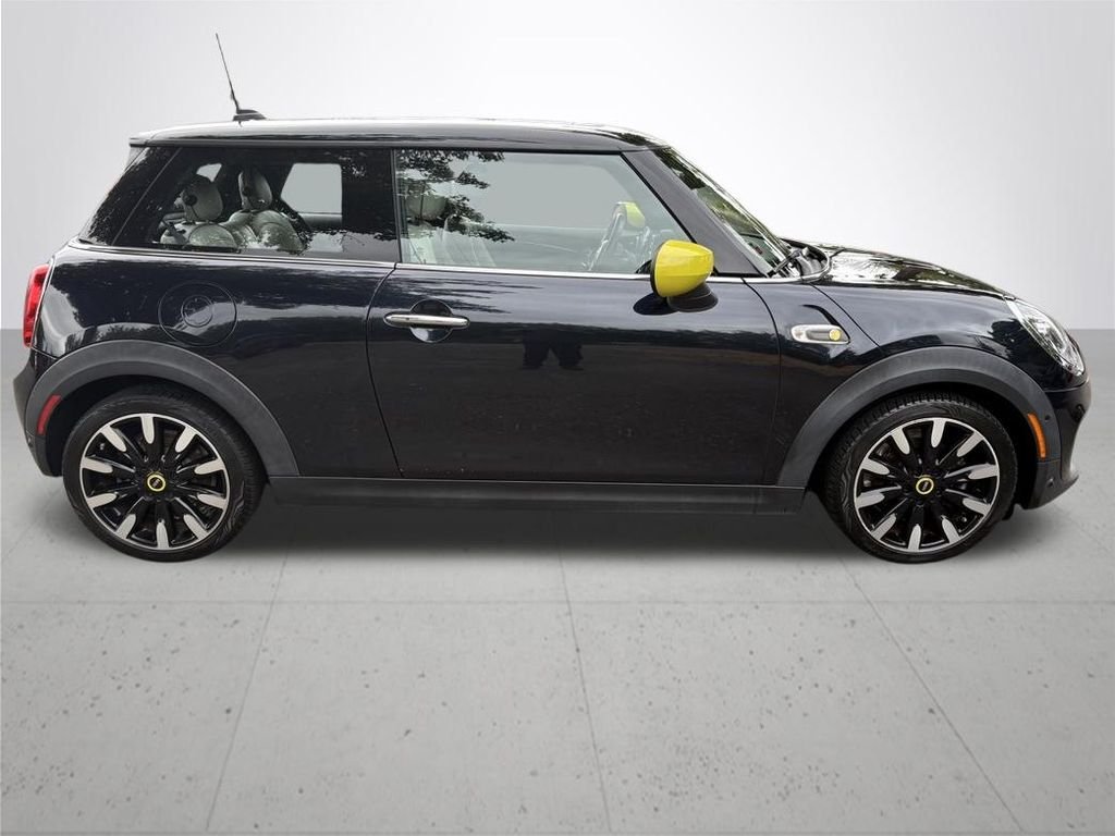 Used 2020 MINI Hardtop 2 Door SE with VIN WMWXP3C03L2M27508 for sale in Portland, OR