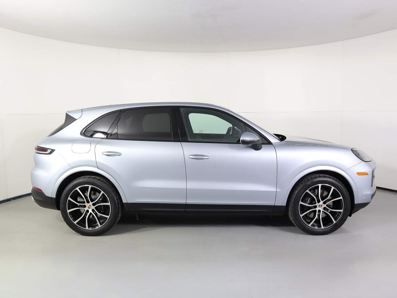 New 2026 Dolomite Silver Metallic Porsche  image 8