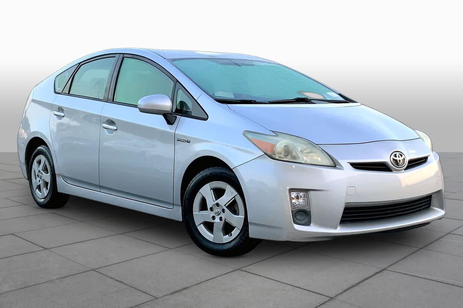 Used 2010 Classic Silver Metallic Toyota III image 2