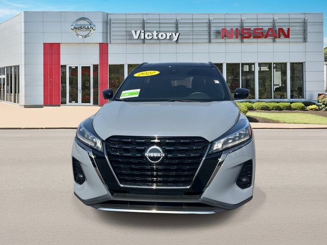 Used 2022 Gray Nissan SR image 8