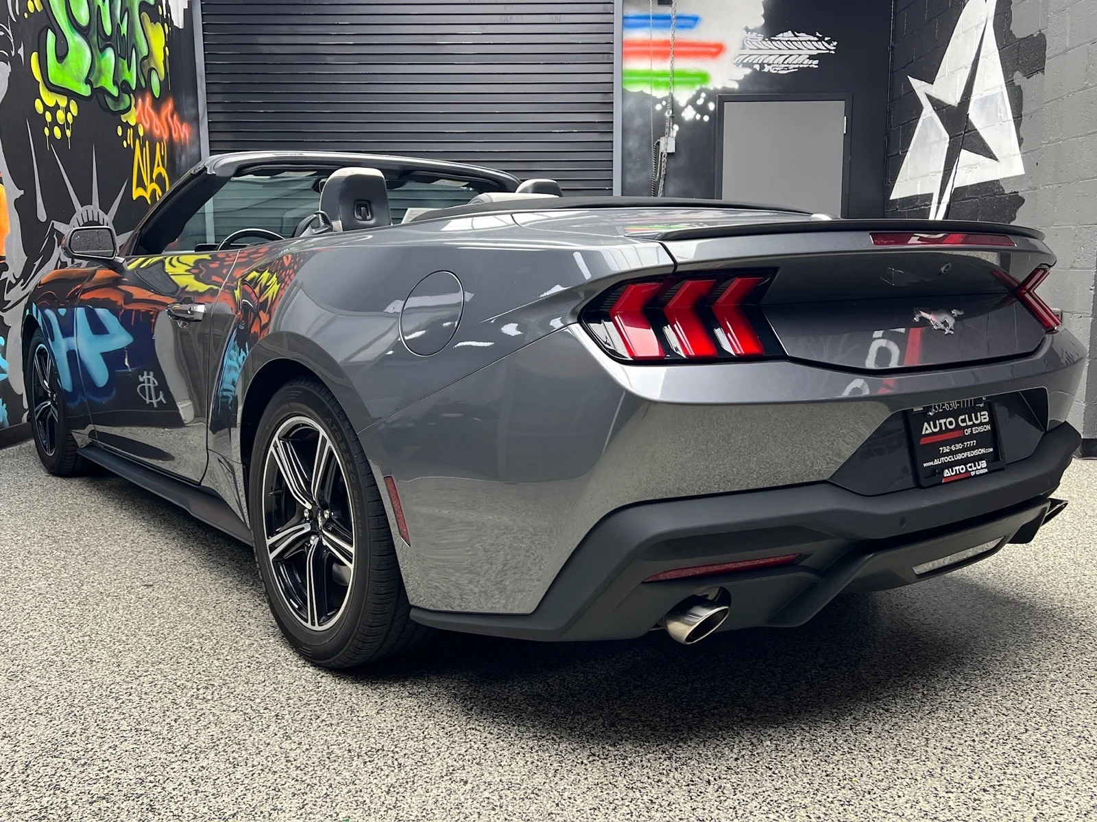 Used 2024 Carbonized Gray (m7) Ford EcoBoost Premium image 4