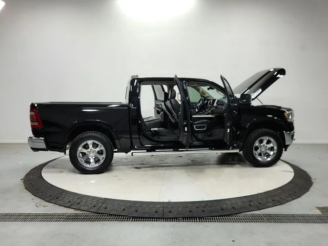 Used 2021 Black Ram Laramie image 17