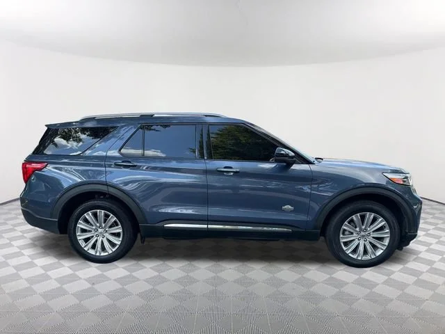 Used 2021 Blue Ford King Ranch image 4