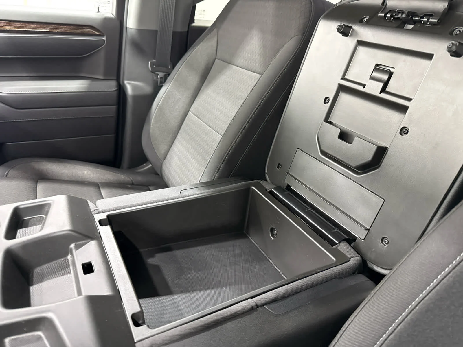 Certified Used 2025 Summit White GMC Elevation image 20