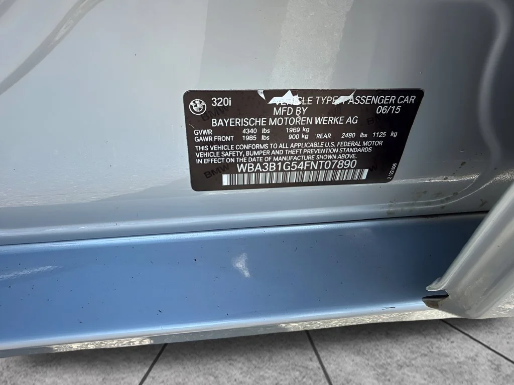 Used 2015 Silver BMW 320i image 30