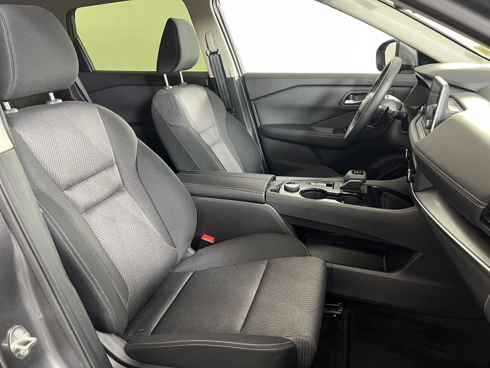 Used 2025 Gy Nissan SV image 20