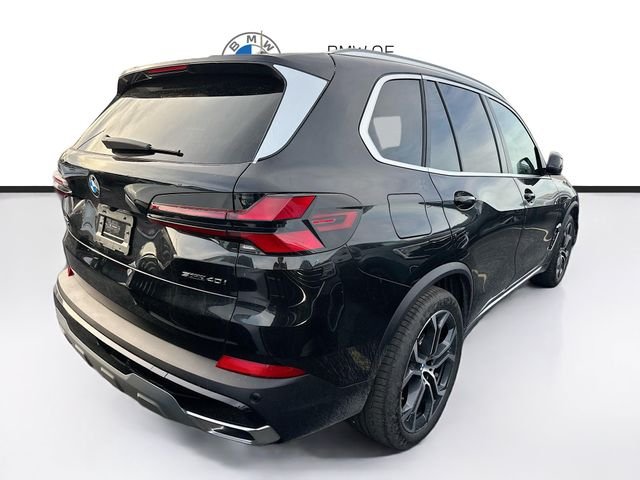 New 2026 Black BMW sDrive40i image 4