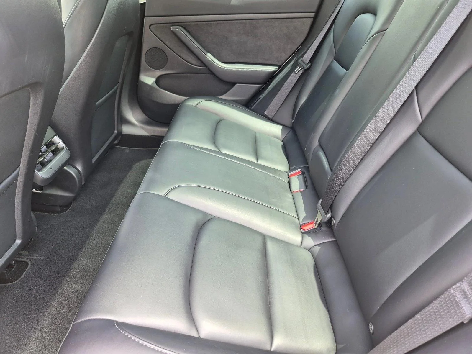 Used 2023 Pearl White Multi-Coat Tesla  image 19