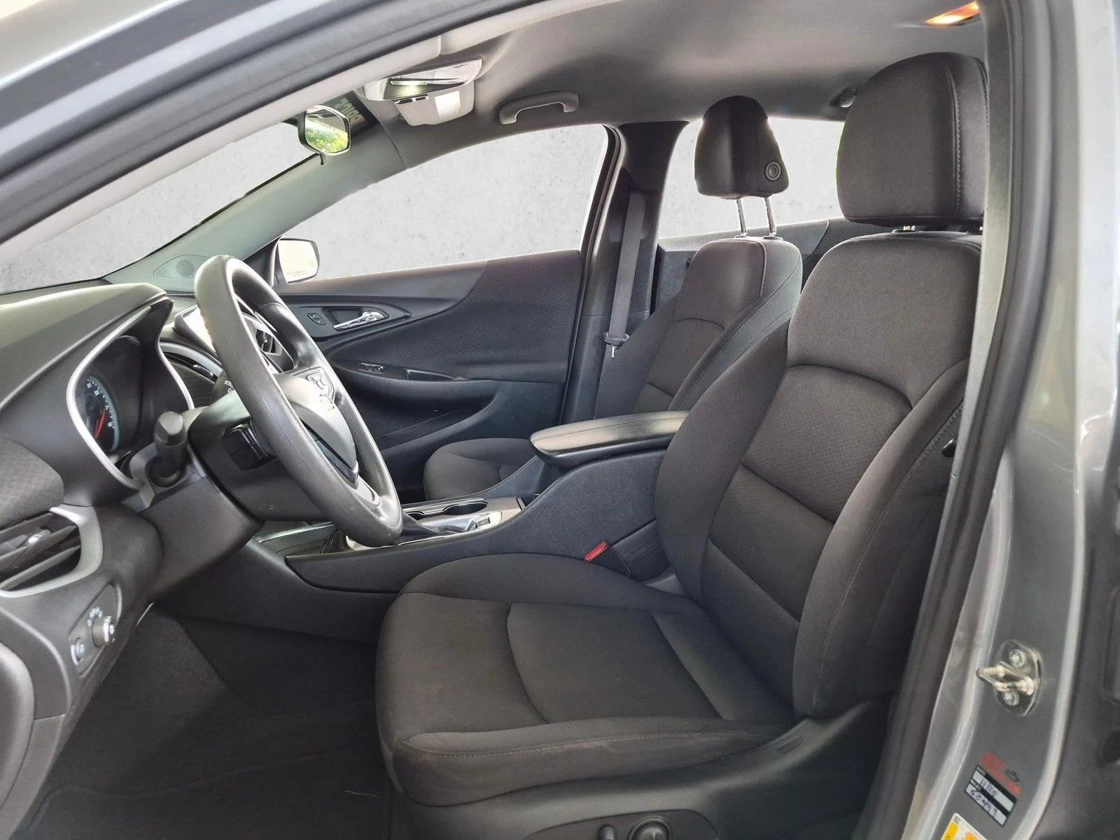 Used 2024 Sterling Gray Metallic Chevrolet LT image 15