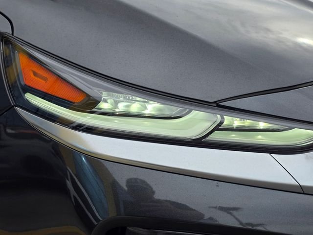 Used 2020 Gray Hyundai SE image 5