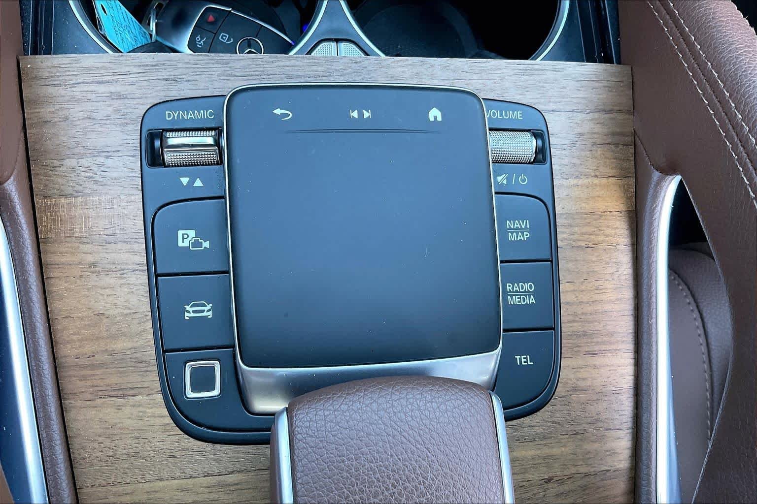 Used 2025 Twilight Blue Metallic Mercedes-Benz GLE 350 image 32