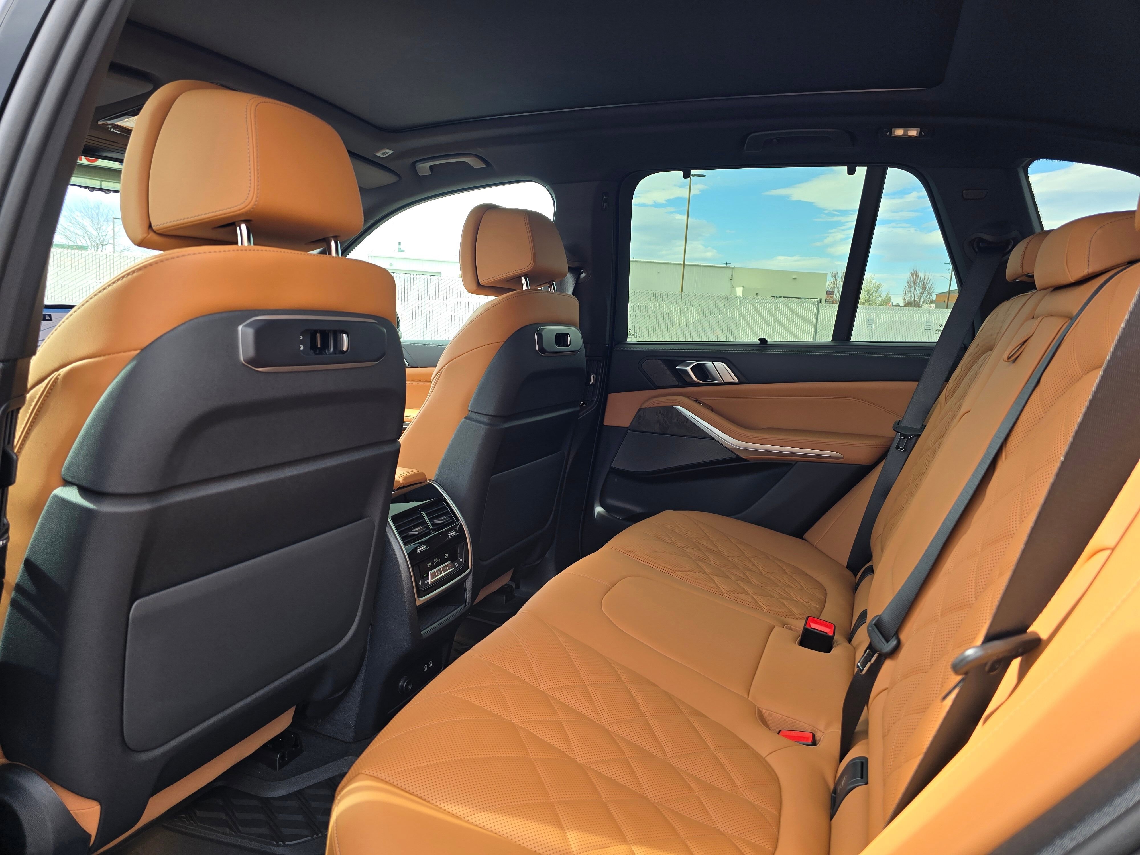 2026 BMW X5 50e - Photo 44