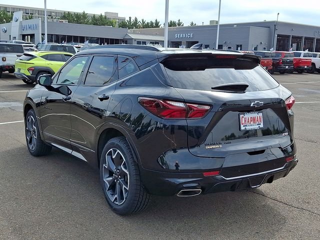 Certified Used 2022 Black Chevrolet RS image 4
