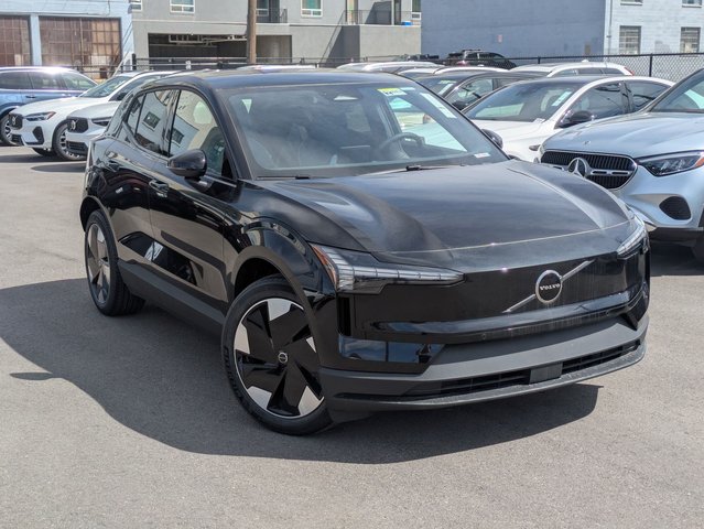 2026 Volvo EX30 Plus