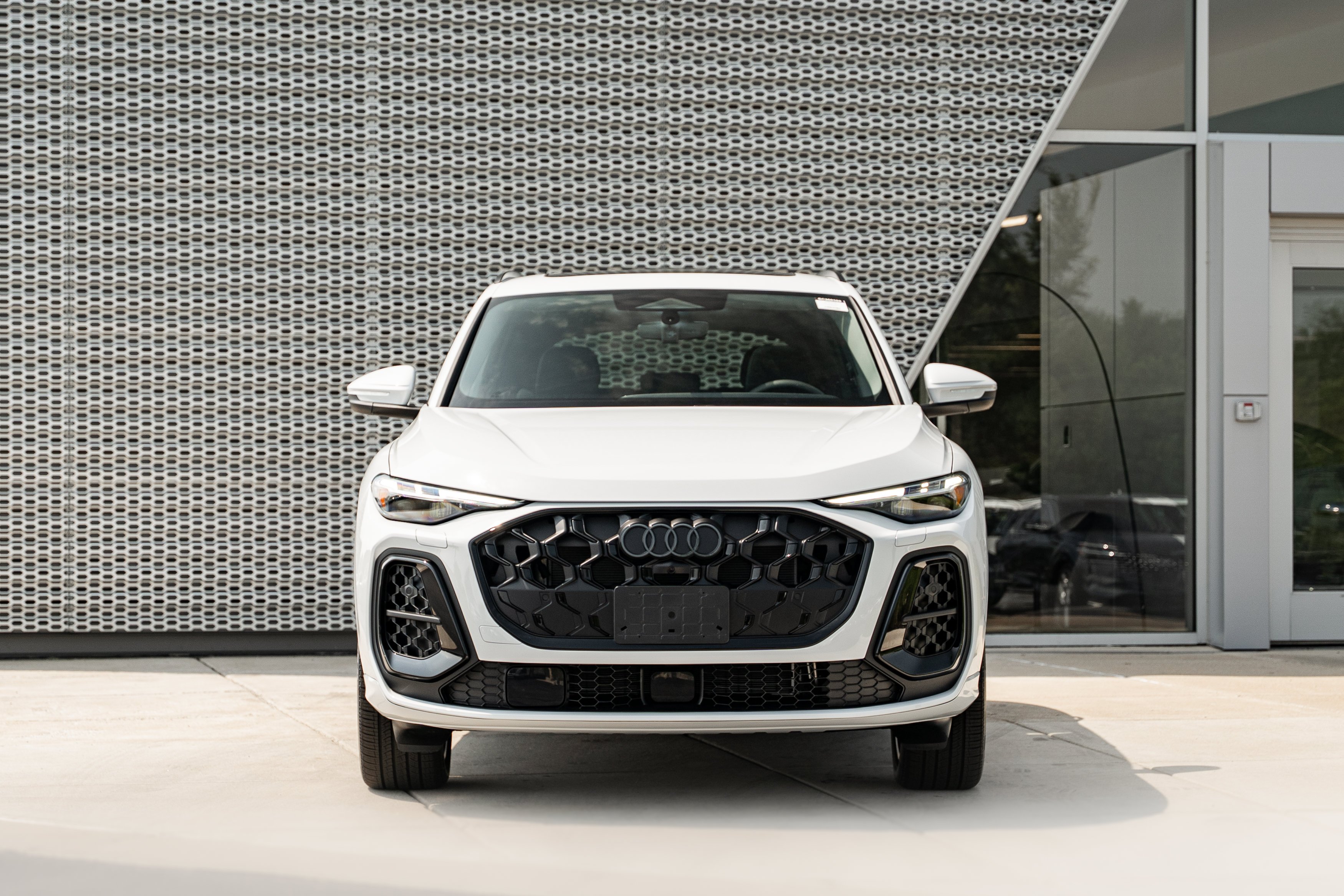 New 2026 Glacier Audi Premium Plus image 28