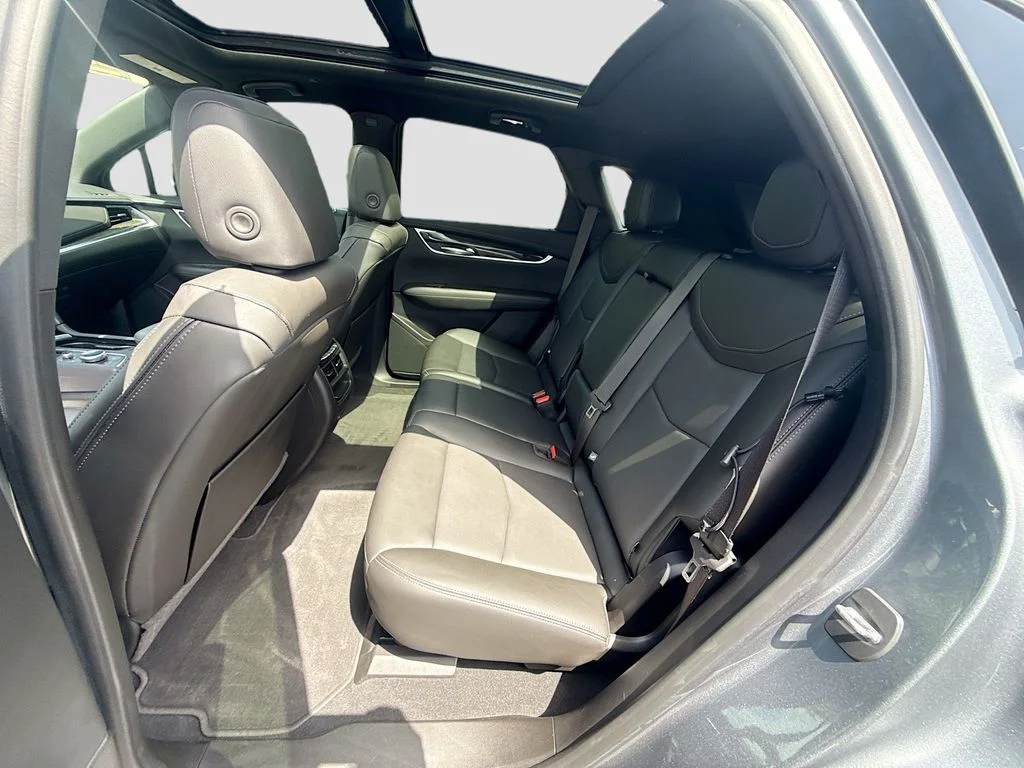 Used 2021 Gray Cadillac Premium Luxury image 27