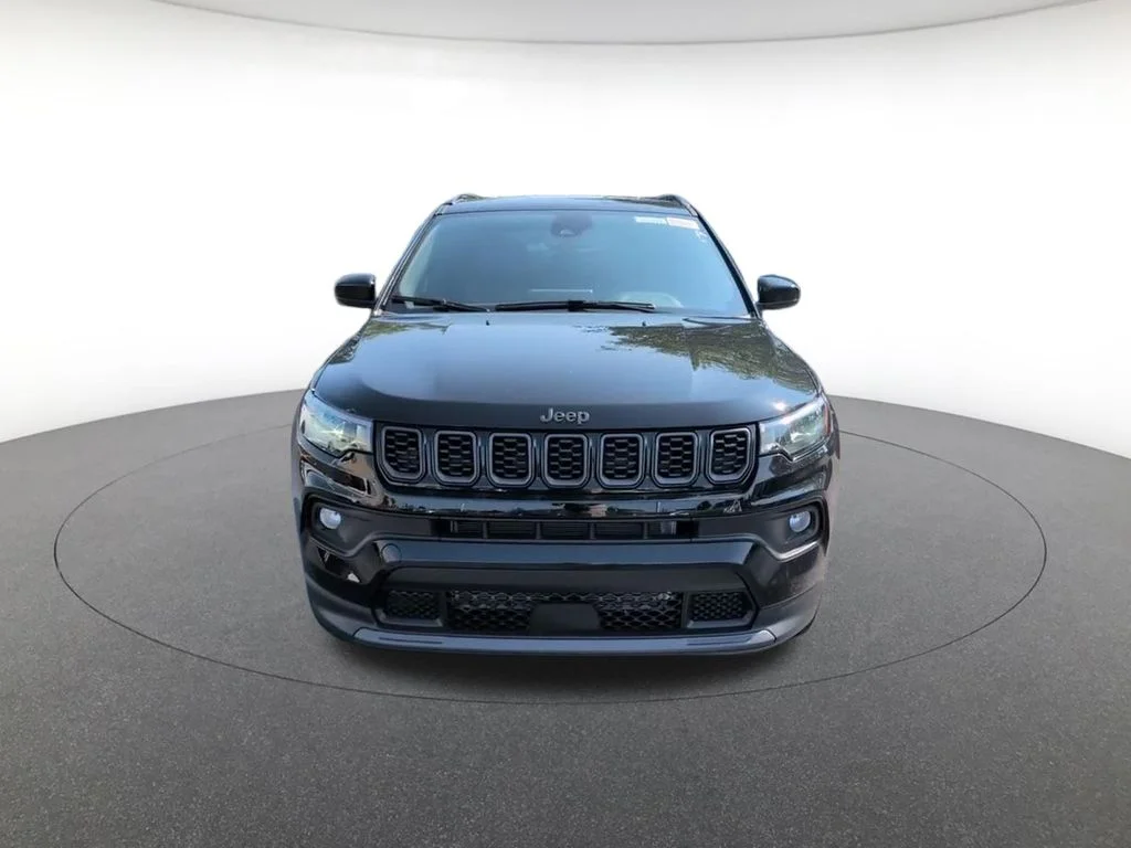 New 2026 Diamond Black Jeep Latitude image 14