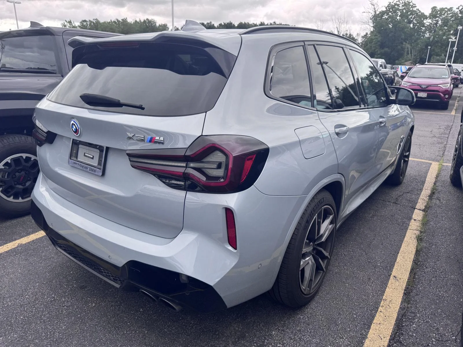 Used 2023 Brooklyn Grey Metallic BMW Base image 4