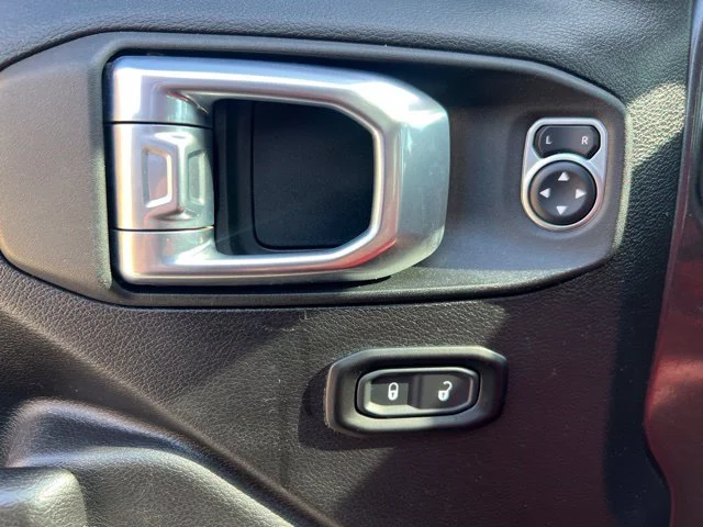 Used 2021 Gray Jeep Willys image 12