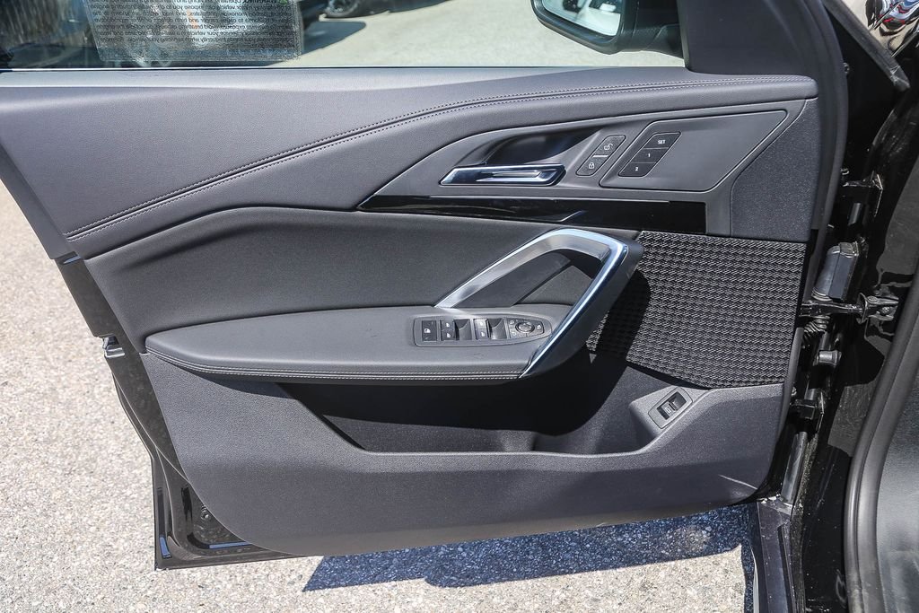 New 2026 Jet Black BMW xDrive28i image 16