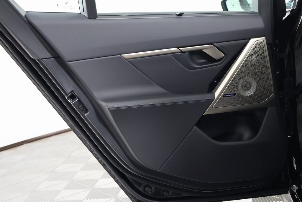 2027 BMW 5 Series 540i - Photo 13