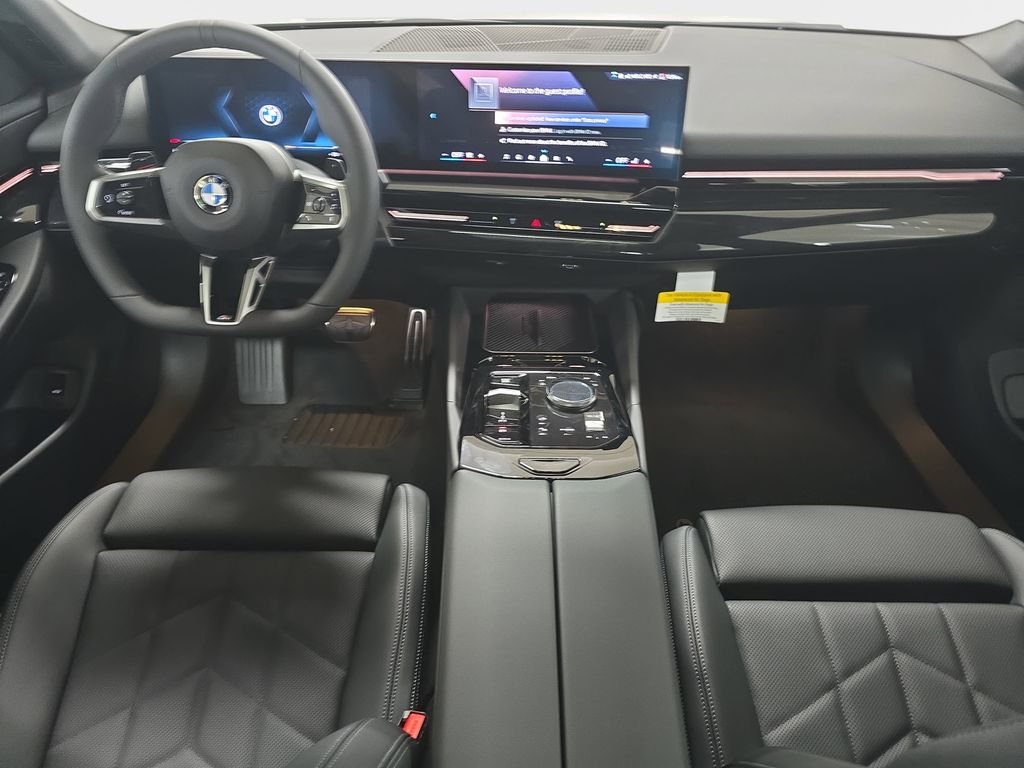 Used 2026 Dark Graphite Metallic BMW 530i image 7