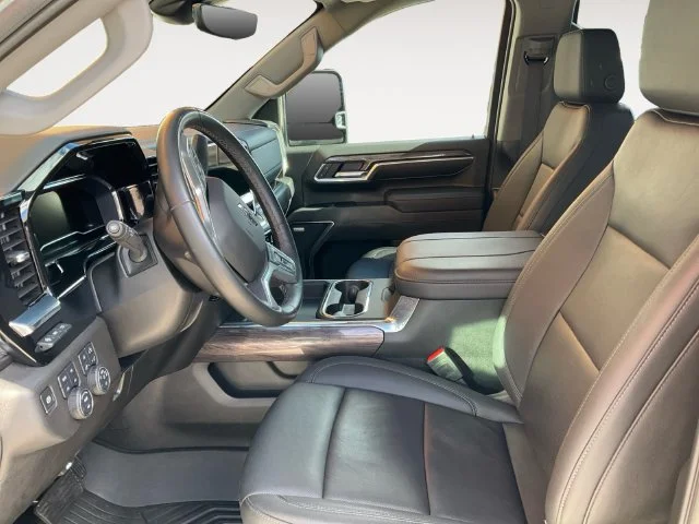 Used 2025 Sterling Gray Metallic Chevrolet LTZ image 11