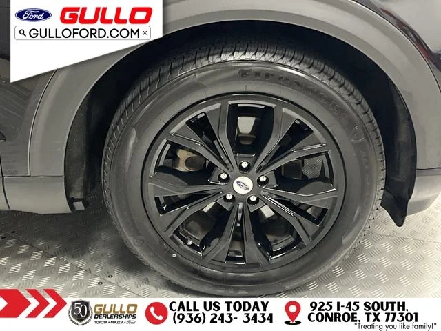 Certified Used 2023 Black Metallic Ford XLT image 30