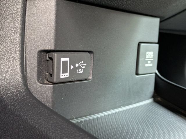 Used 2020  Honda EX image 25