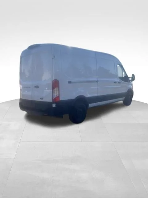 Used 2022 White Ford Base image 8