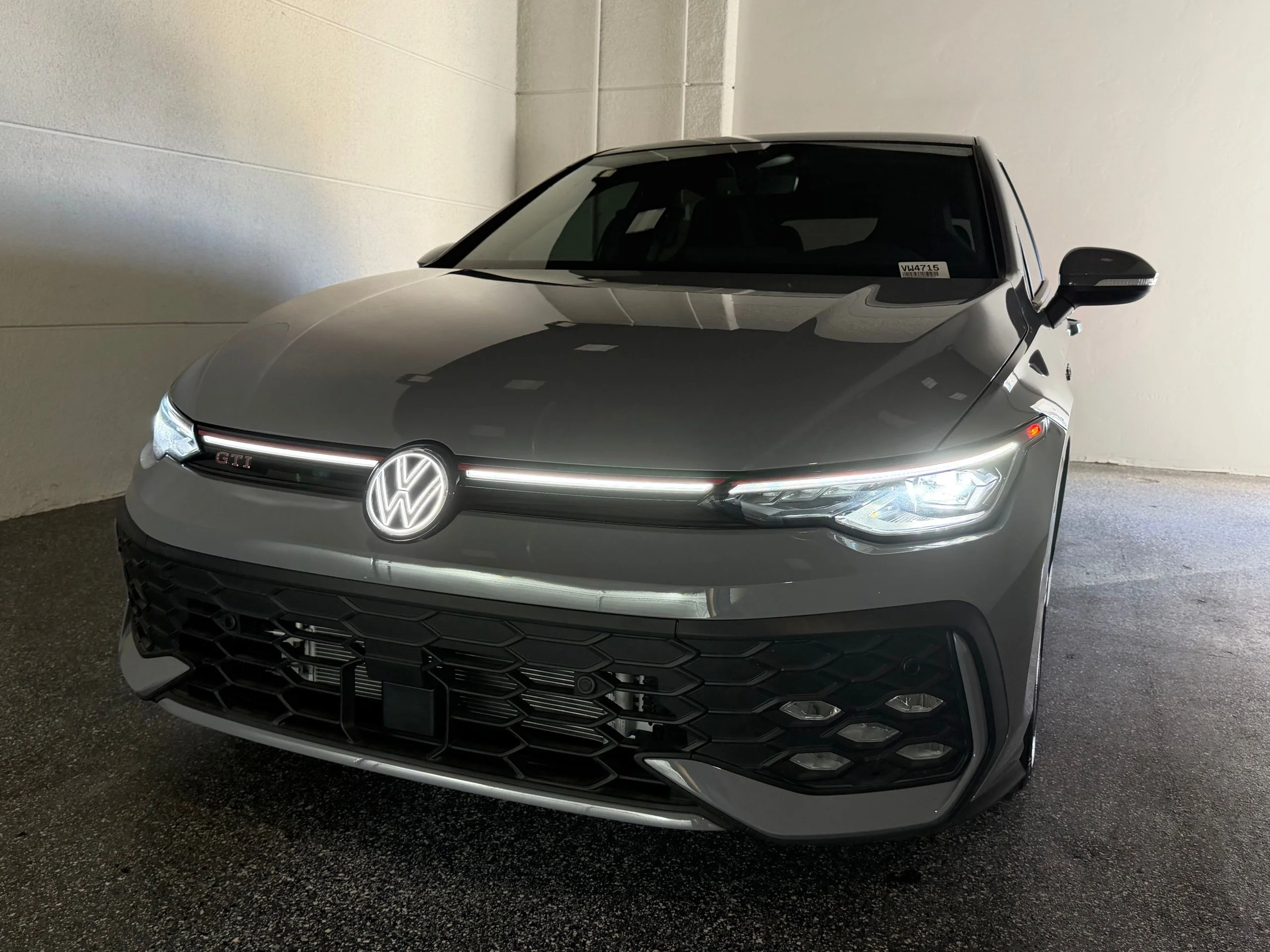 2025 Volkswagen Golf GTI SE - Photo 48