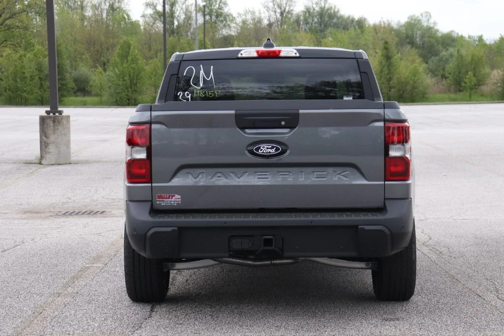 New 2026 Carbonized Gray Metallic Ford XLT image 7