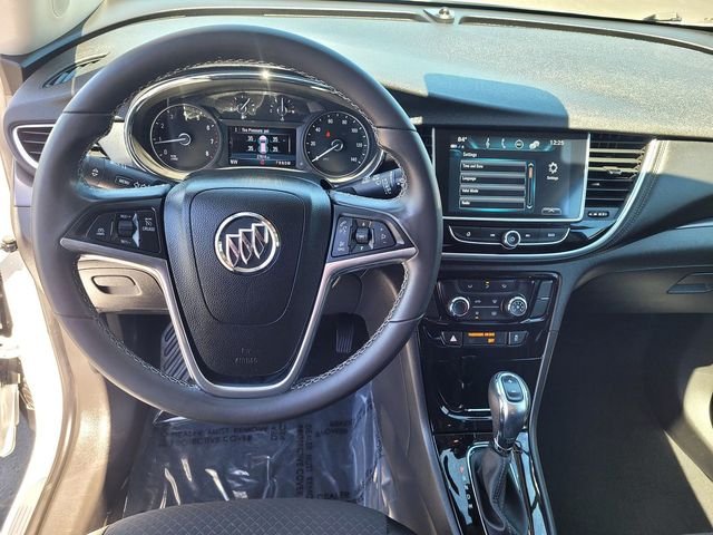 Used 2019 White Buick Preferred image 9