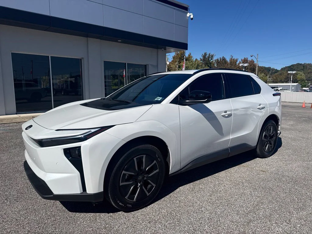 Used 2026 Beige Toyota XLE image 1