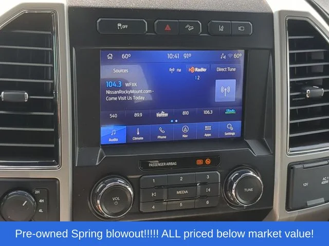 Used 2021 White Ford Lariat image 30