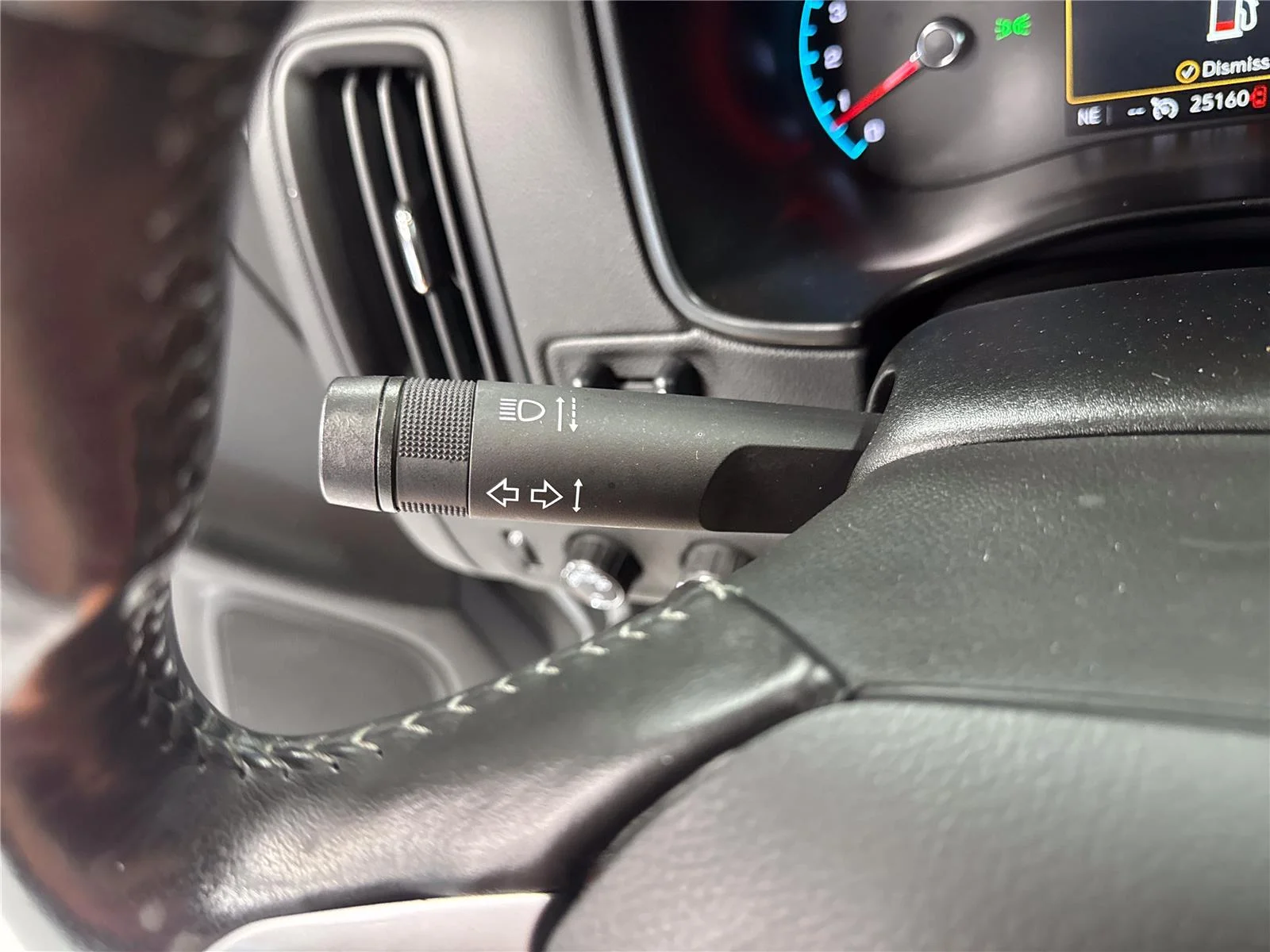 Used 2022 Summit White Chevrolet 4WD ZR2 image 19