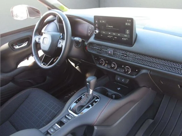 Certified Used 2027 Platinum White Pearl Honda Sport AWD image 9