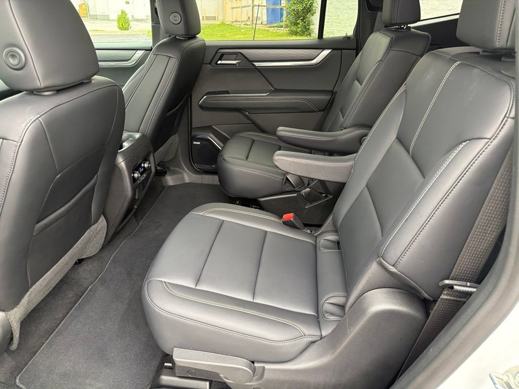 Used 2026 Summit White GMC Elevation image 17