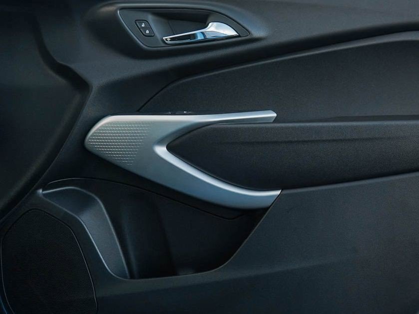 2026 Chevrolet Trax LS - Photo 8