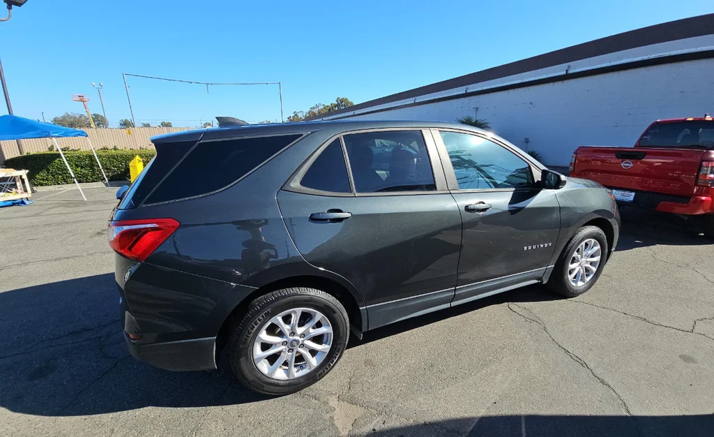 Used 2020 Gray Chevrolet LS image 4