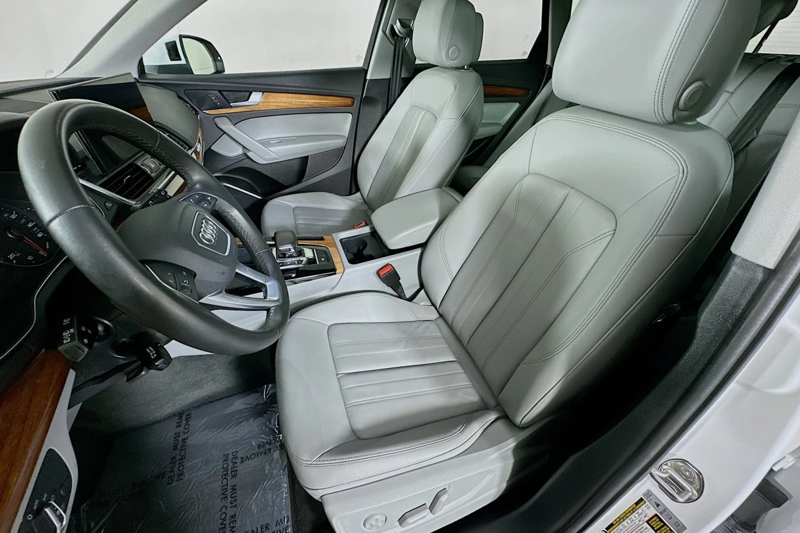 Used 2023 Ibis White Audi S line Premium image 18