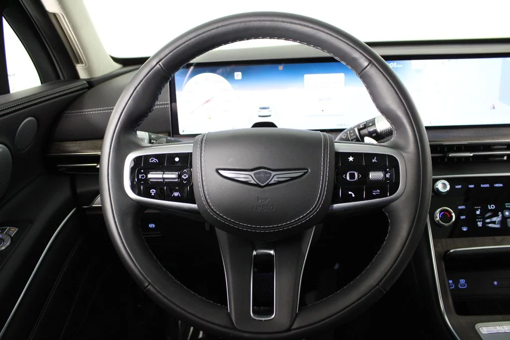 Used 2026 White Genesis 3.5T Prestige image 8