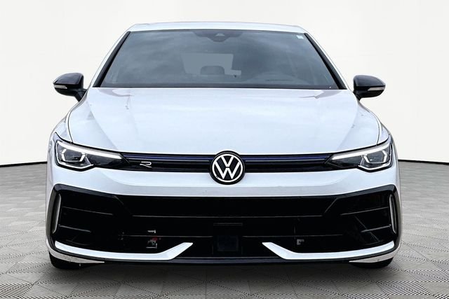 Used 2025 White Volkswagen 2.0T image 3