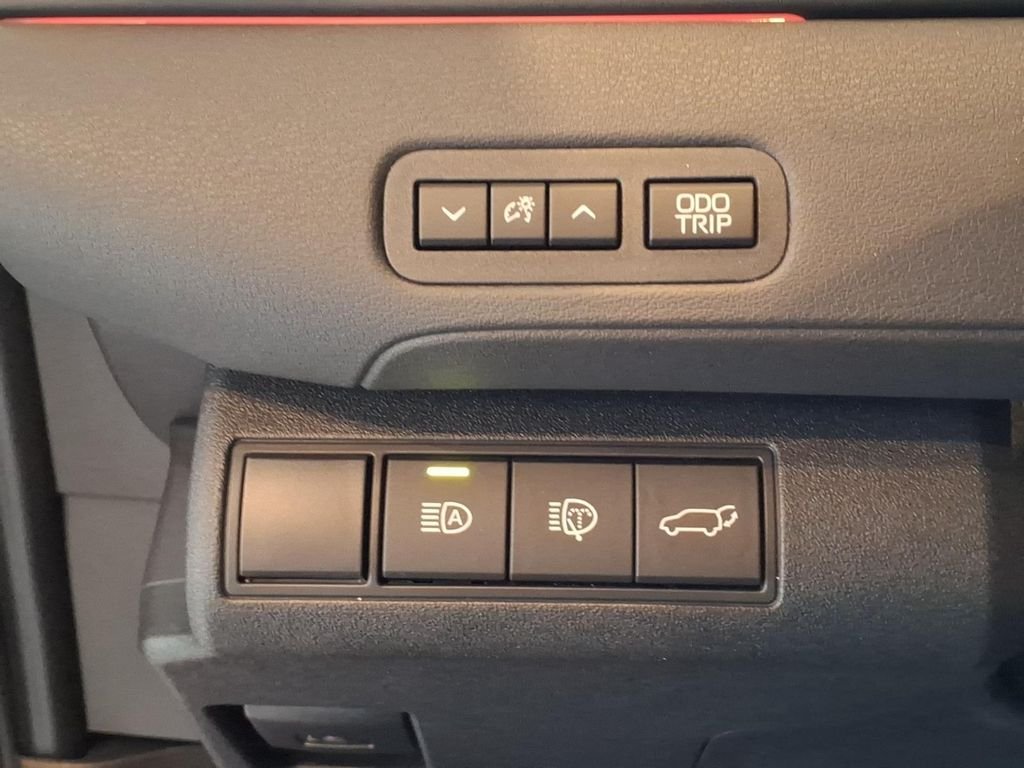 2026 Toyota bZ XLE - Photo 15