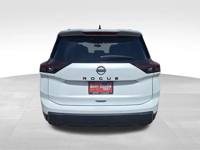 Certified Used 2026 White Nissan Dark Armor image 7