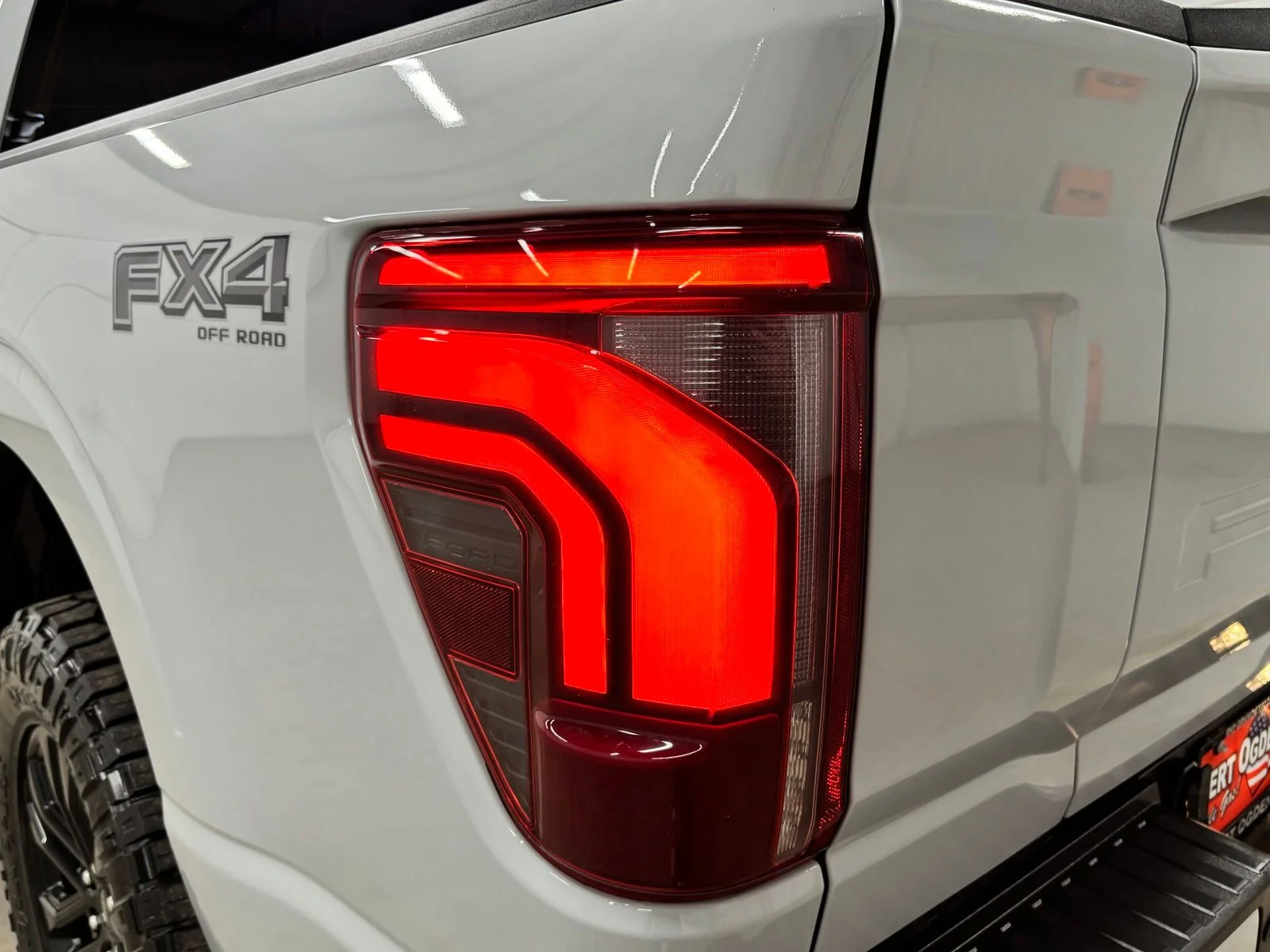 Used 2024 White Ford Lariat image 8