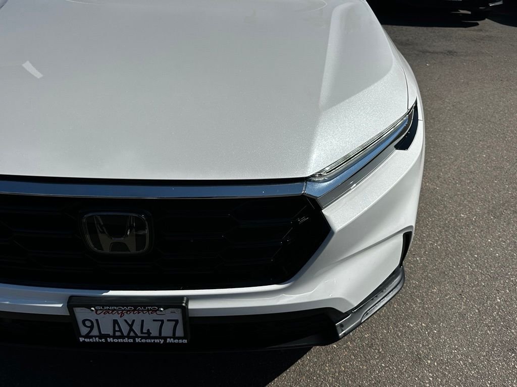 Used 2024  Honda EX-L image 5