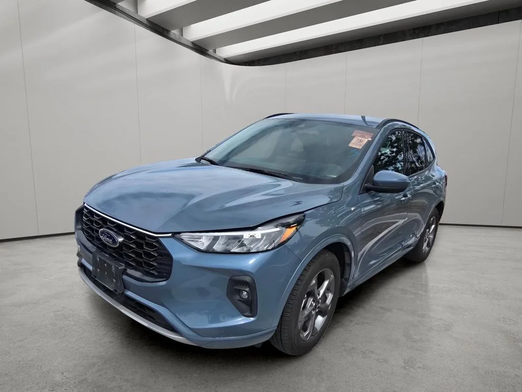 2024 Ford Escape ST-Line Select AWD Hybrid's photo