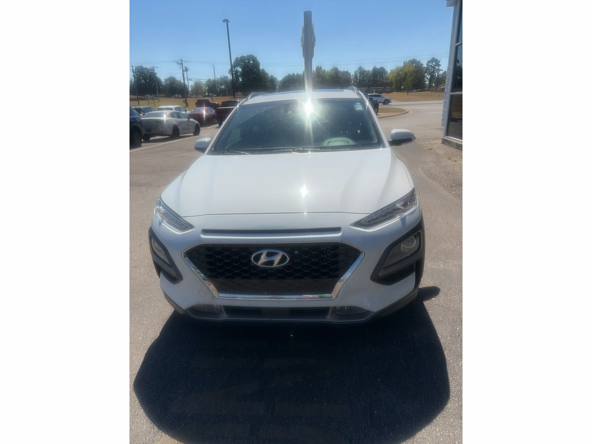 Used 2020 Chalk White Hyundai Ultimate image 2